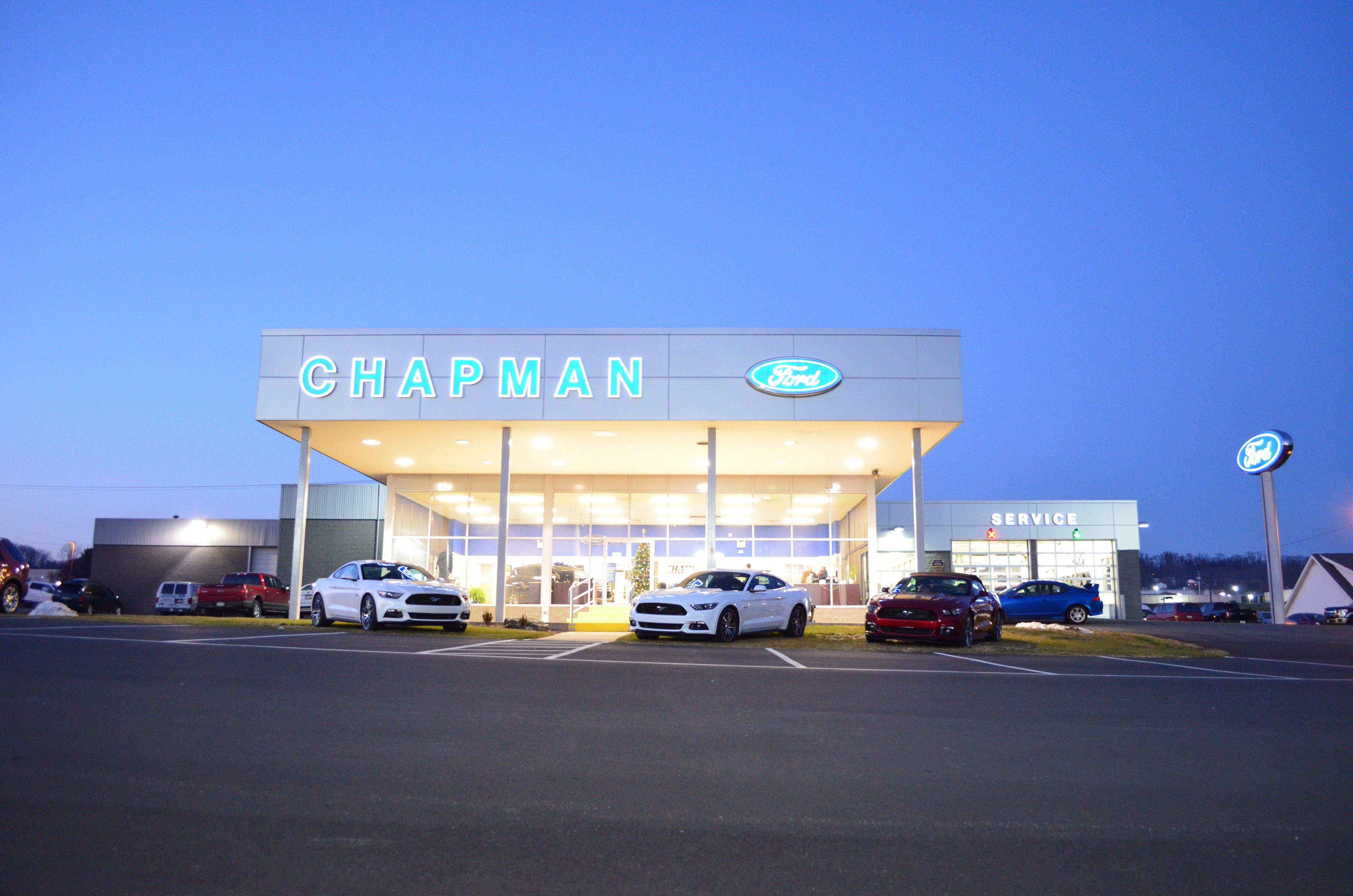 Chapman Ford Columbia in Columbia, PA 17512
