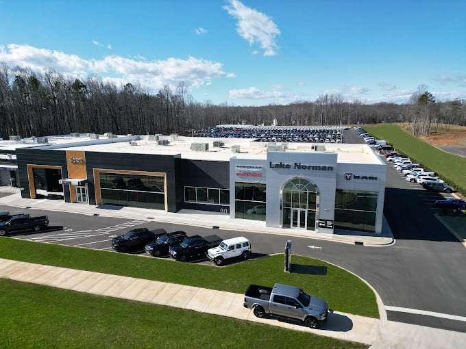 Lake Norman Chrysler Dodge Jeep Ram in Cornelius, NC 28031