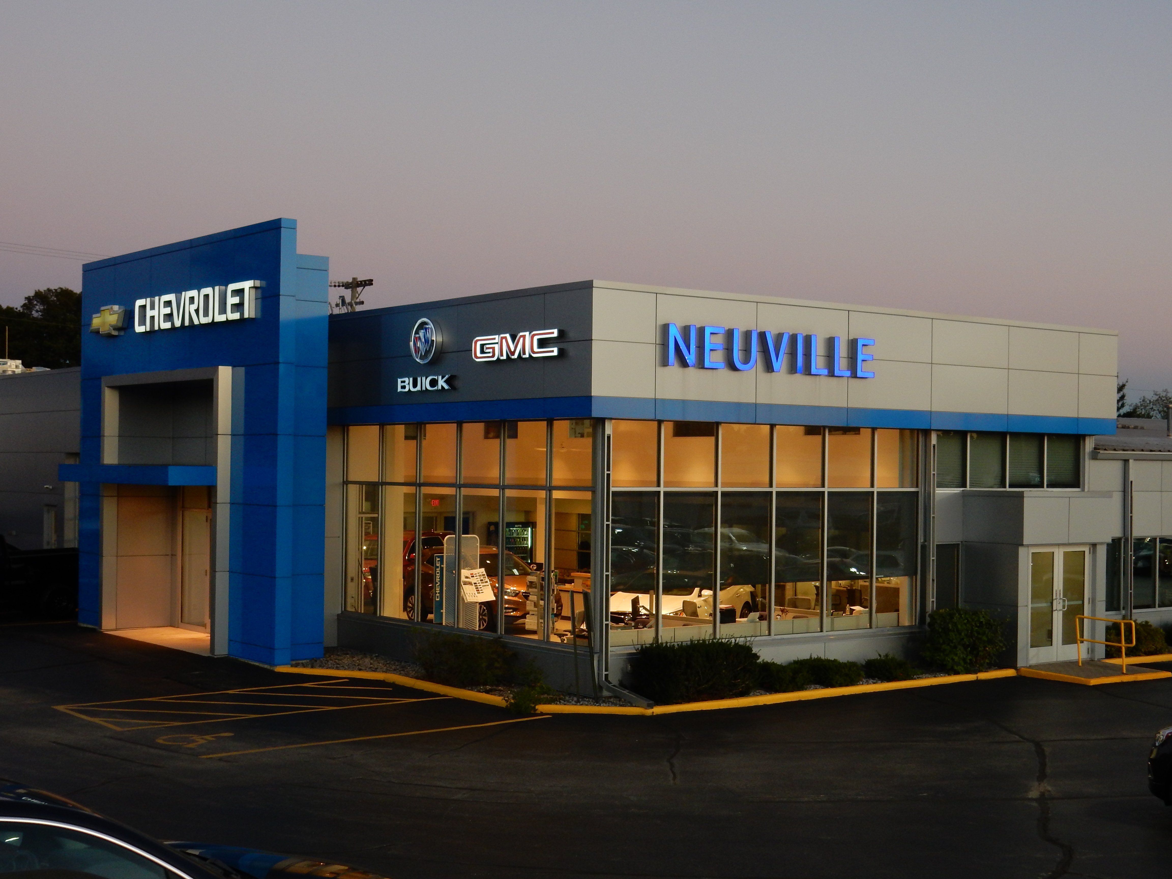 Neuville Motors, Inc in Waupaca, WI 54981
