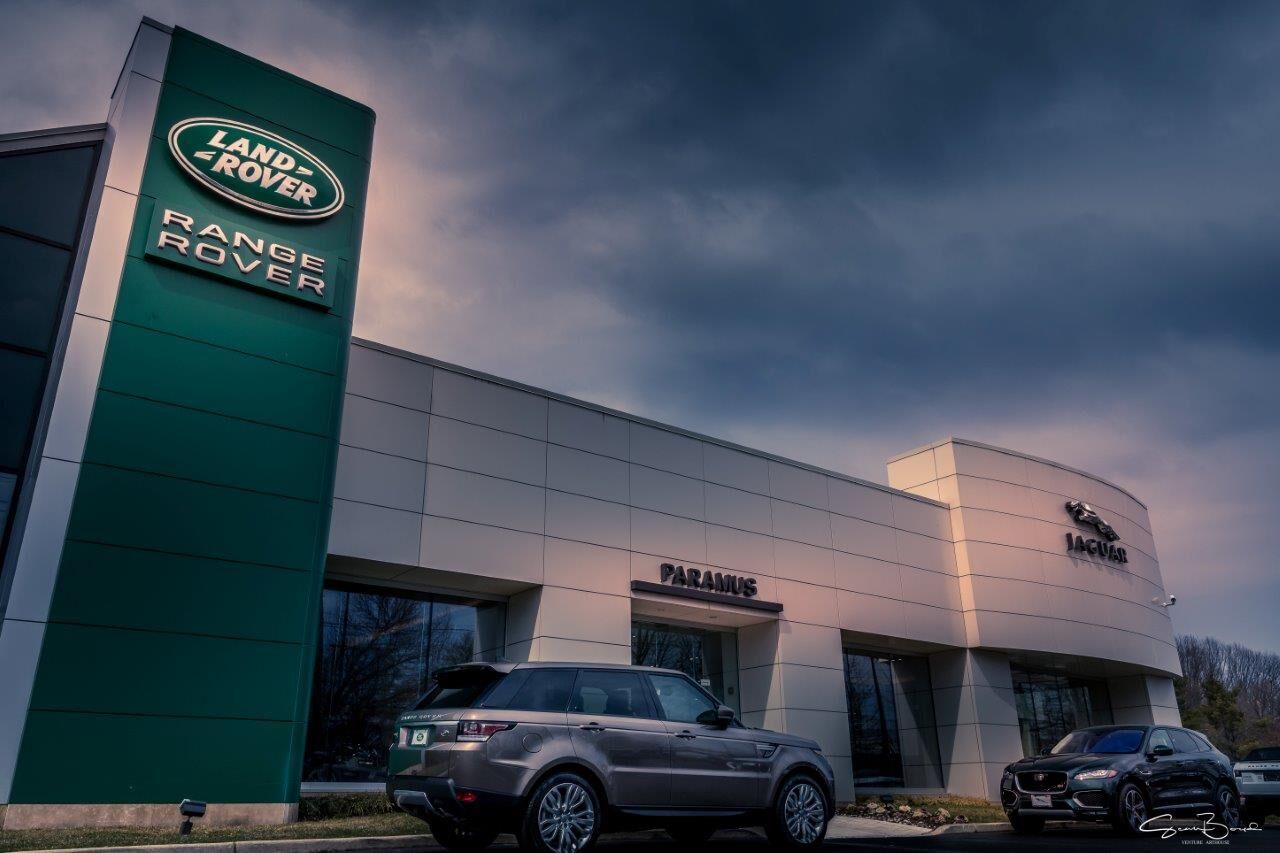 Land Rover Paramus in Paramus, NJ 07652