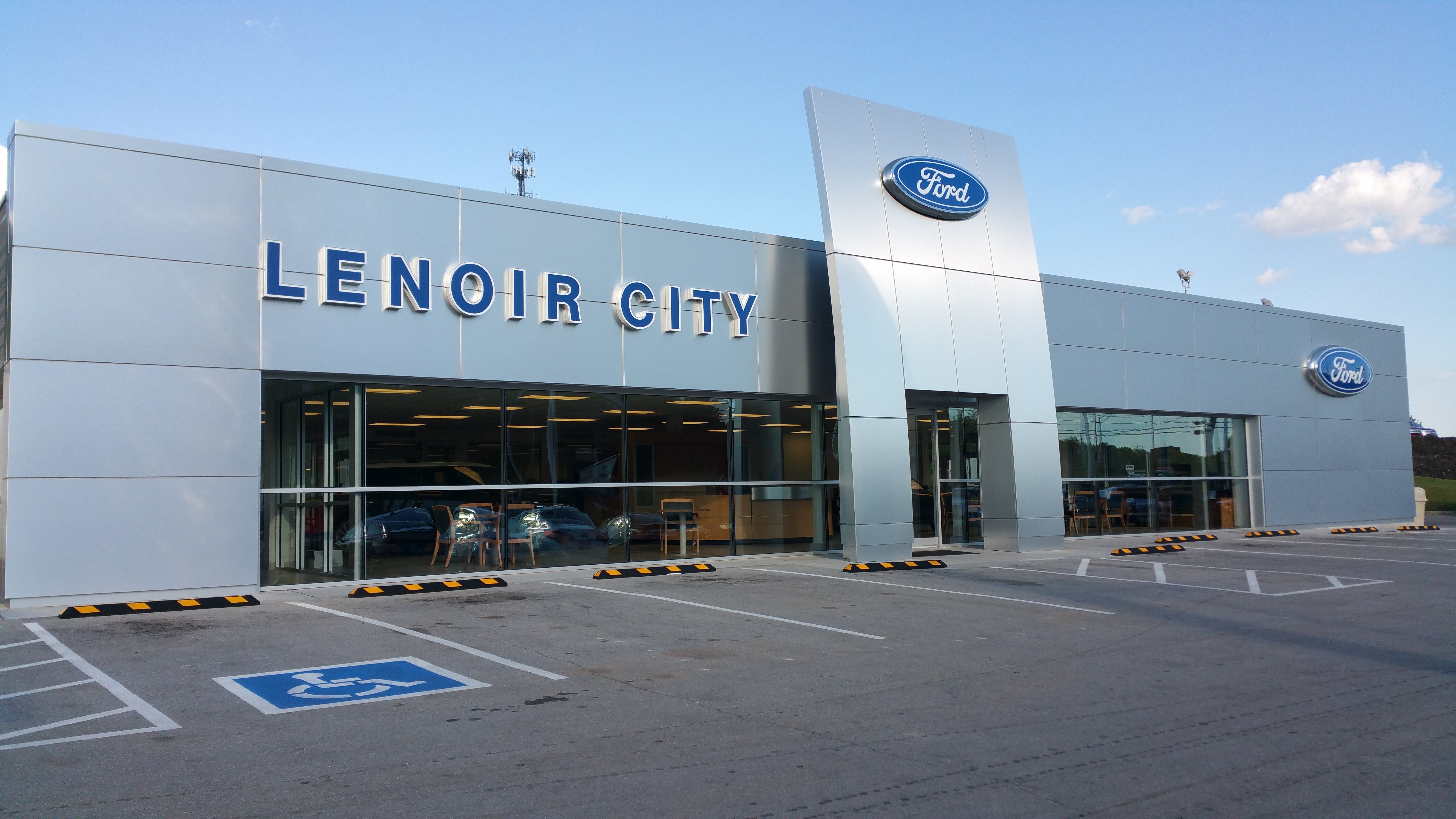 Lenoir City Ford in Lenoir, TN 37771