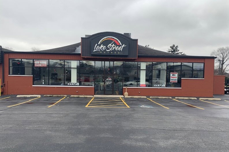Lake Street Motors in Lakemoor, IL 60073