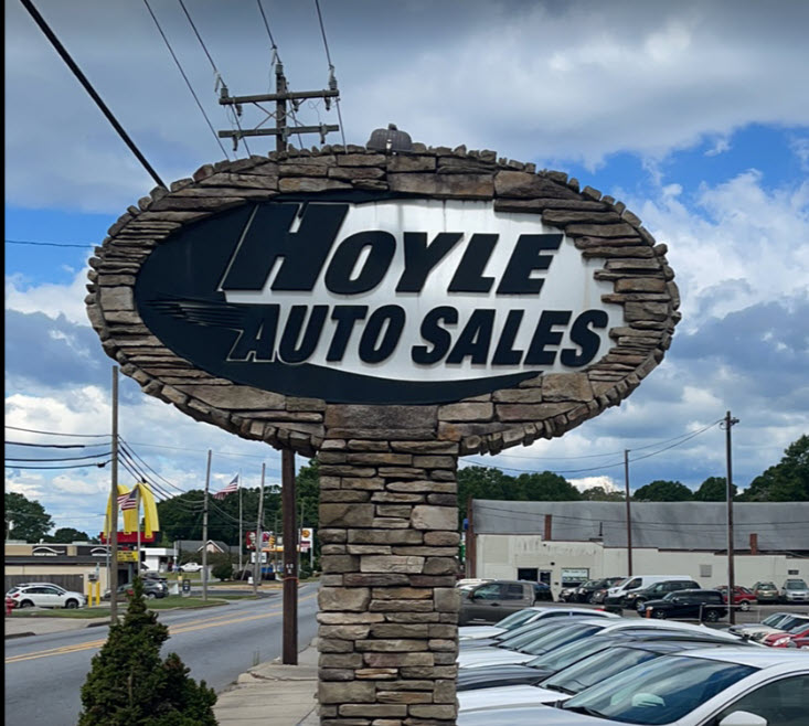 Hoyle Auto Sales in Taylorsville, NC 28681