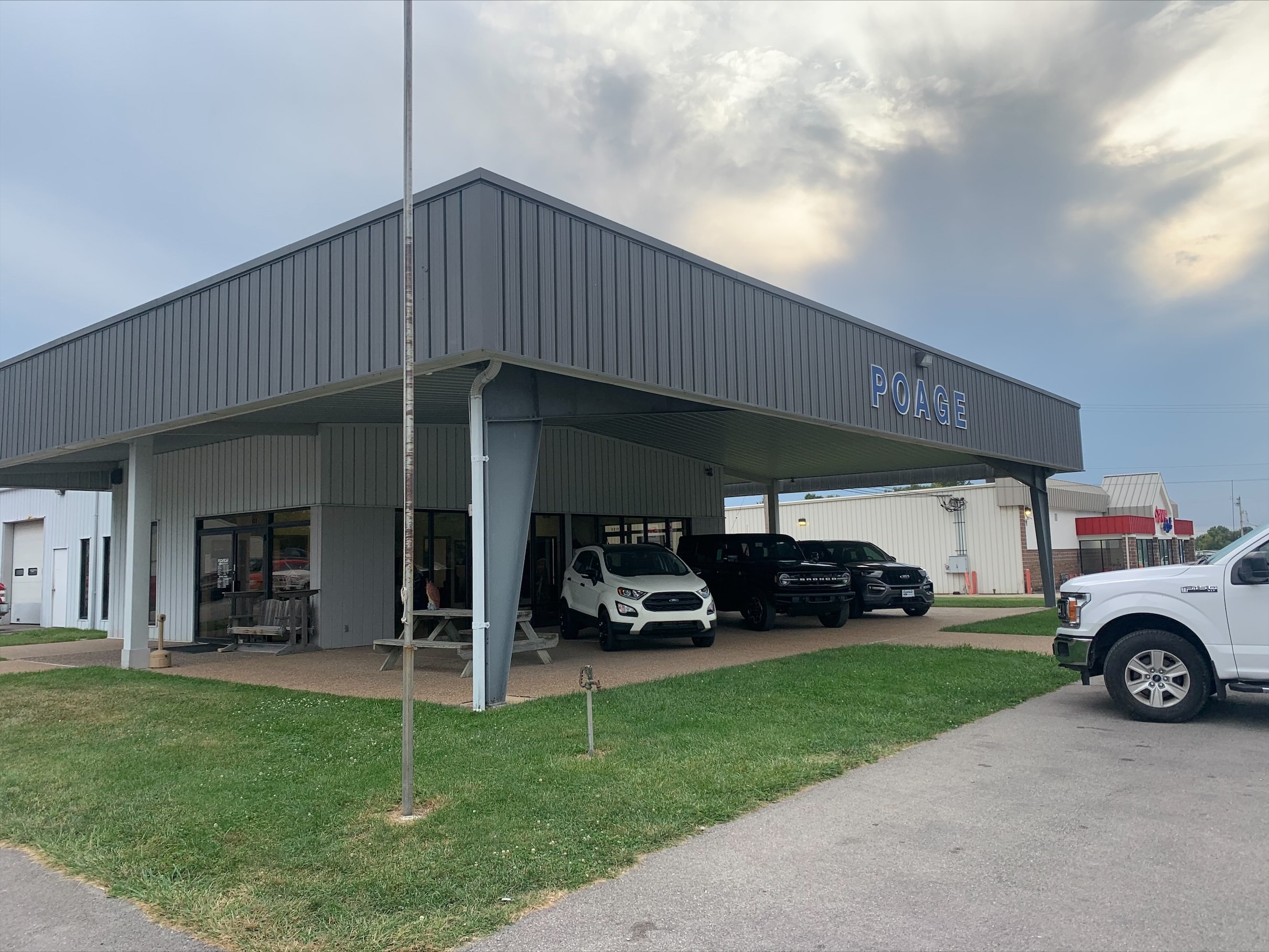 POAGE FORD in Bowling Green, MO 63334