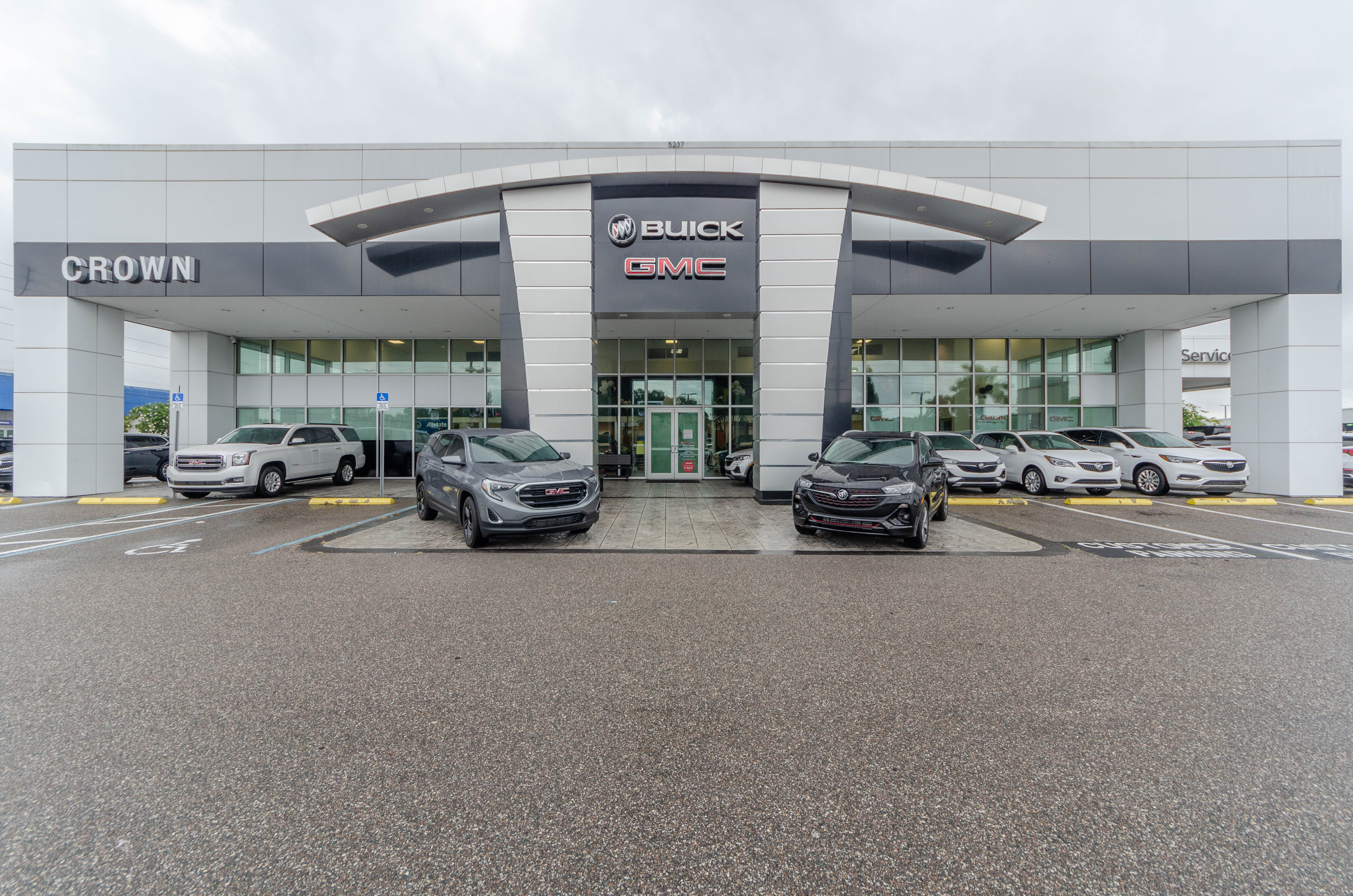 Crown Buick GMC in St. Petersburg, FL 33714