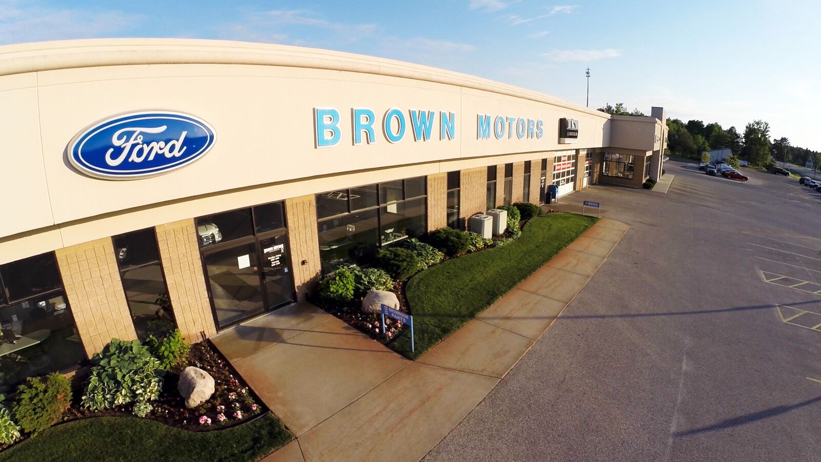 Brown Motors Ford Chrysler Dodge Jeep RAM in Petoskey, MI 49770