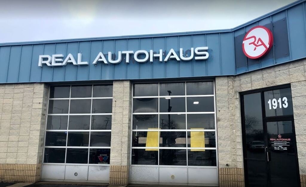 Real Autohaus Automotive - Arlington Heights | Arlington Heights, IL 60005