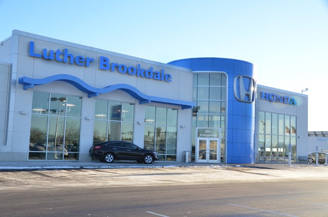Luther Brookdale Honda in Brooklyn Center, MN 55429