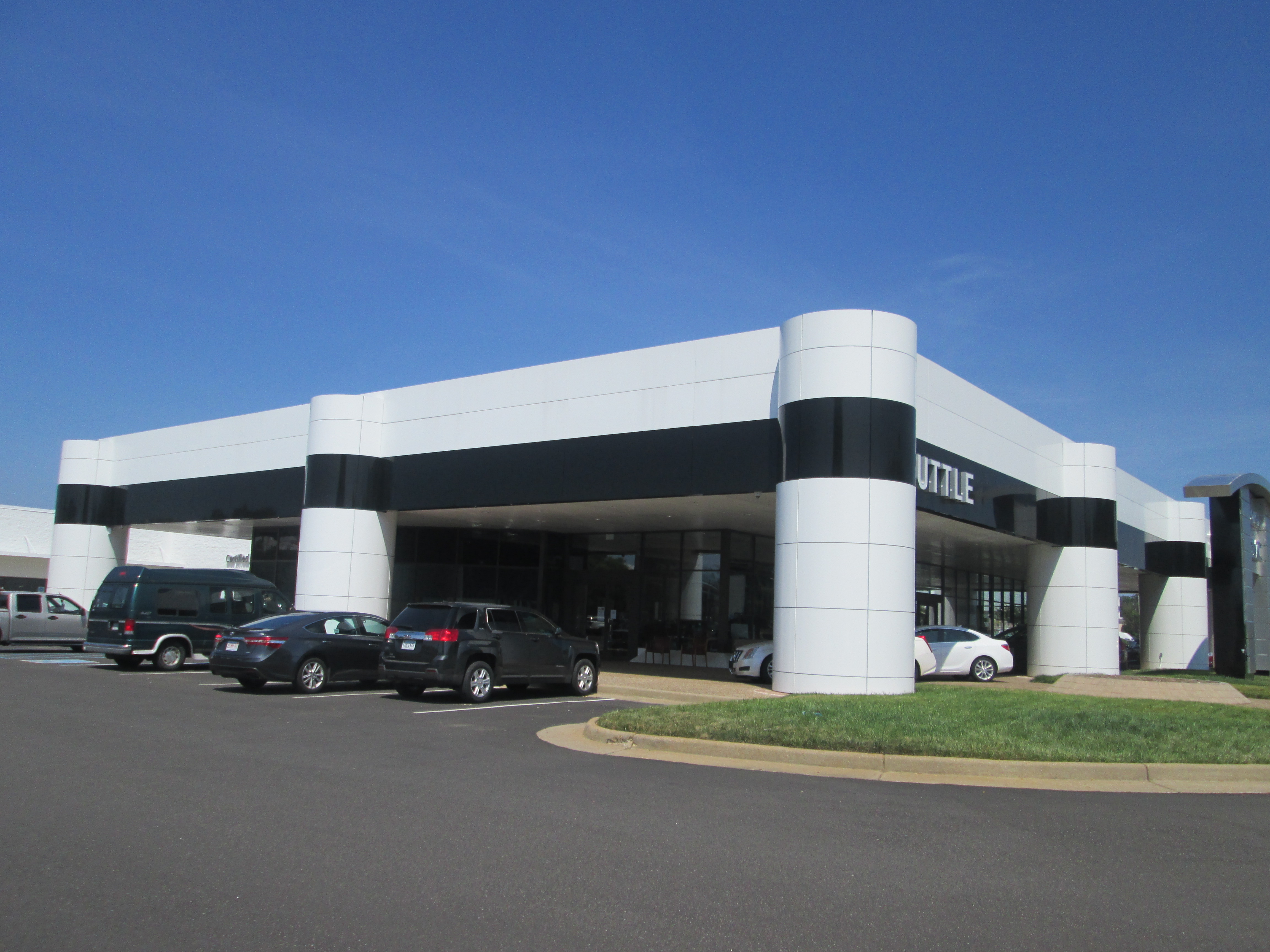 Suttle Cadillac GMC in Newport News, VA 23602