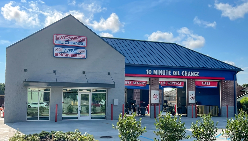 Express Oil Change & Tire Engineers - O'Neal | Baton Rouge, LA 70816