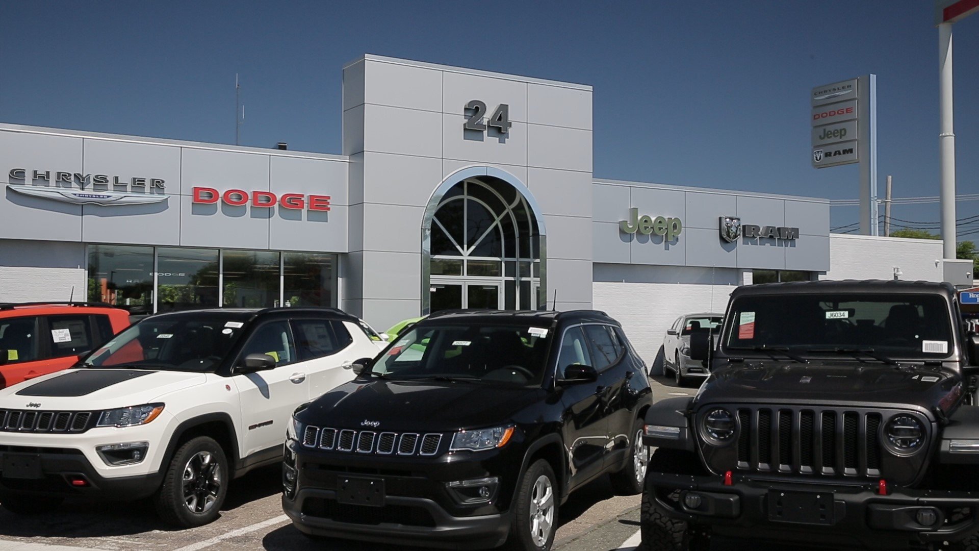 Chrysler Jeep Dodge RAM 24 in Brockton, MA 02301
