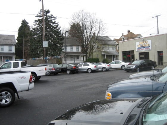 Auto World in Whitehall, PA 18052
