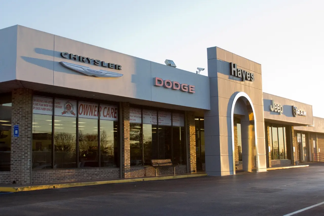 Hayes Chrysler Dodge Jeep Ram in Lawrenceville, GA 30046