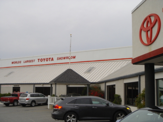 Berglund Toyota in Lynchburg, VA 24502