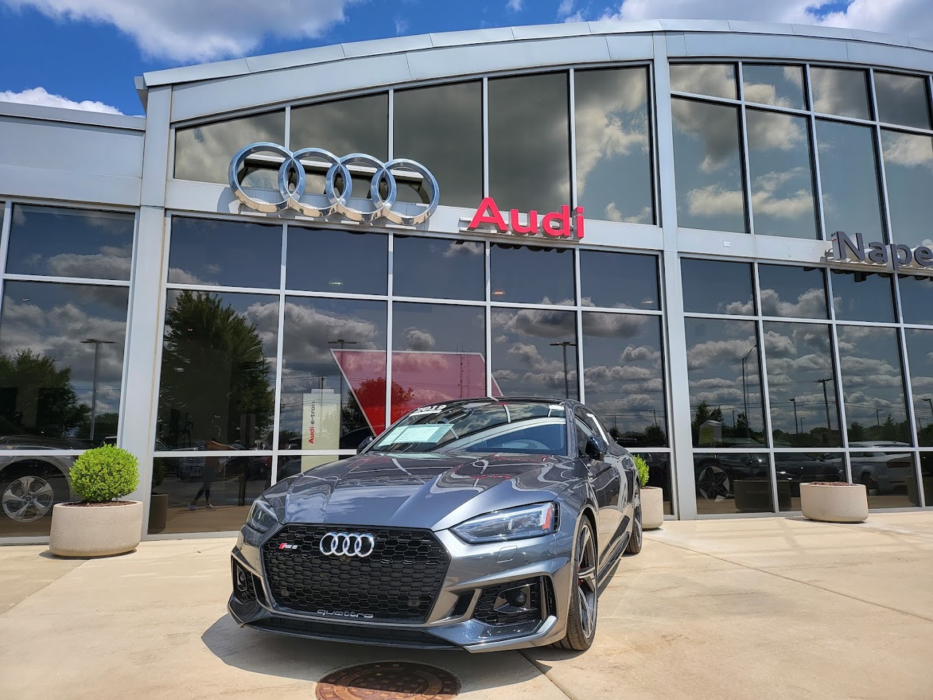 Audi Naperville in Naperville, IL 60540