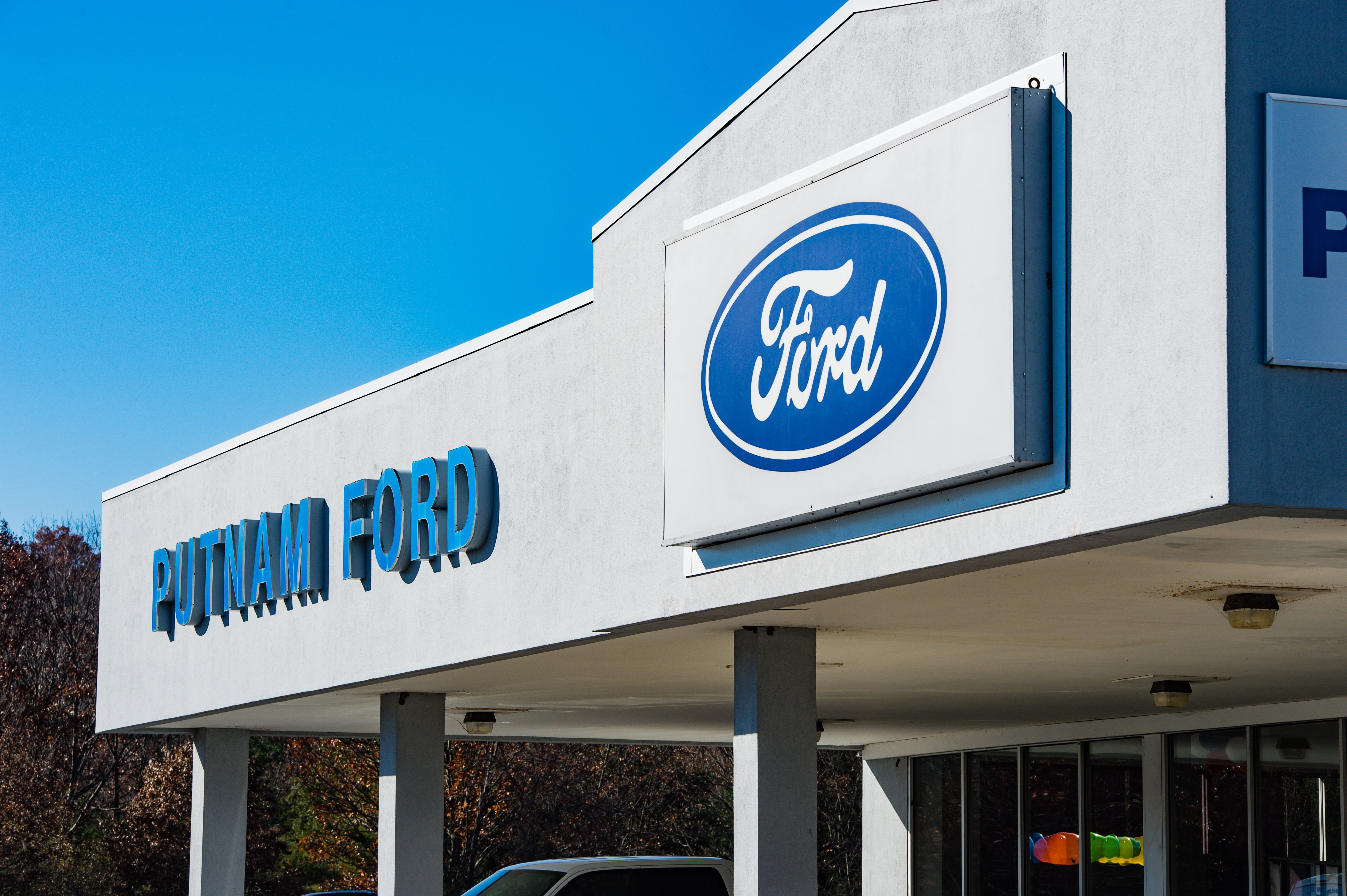 Heritage Valley Ford Inc in Putnam, CT 06260