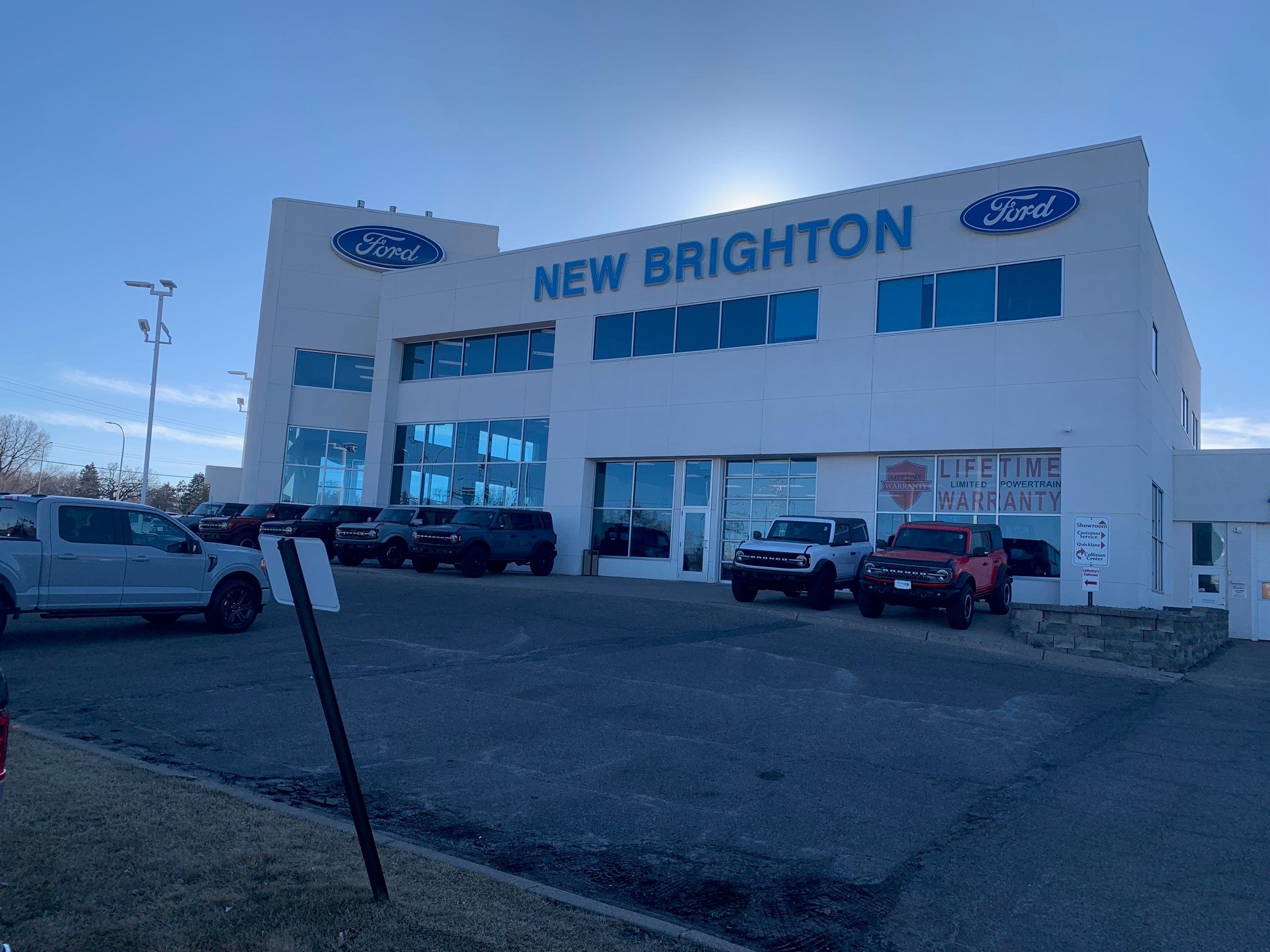 New Brighton Ford in New Brighton, MN 55112