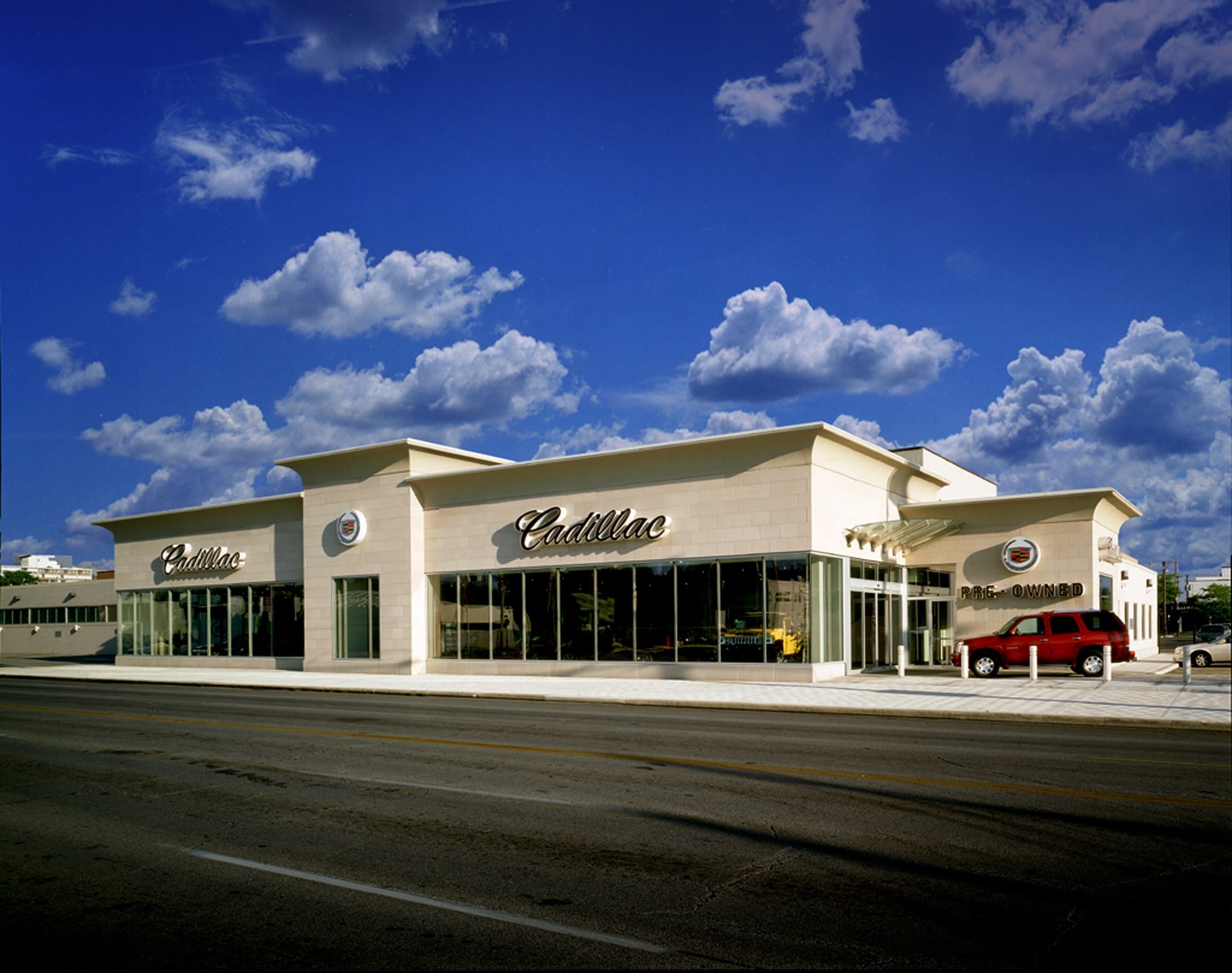 Central Cadillac in Cleveland, OH 44115