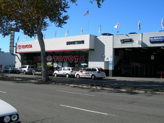 Downtown Toyota of Oakland in Oakland, CA 94611