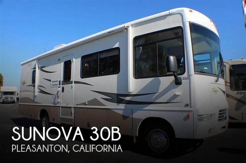 2008 Itasca Sunova 30B 30ft for Sale