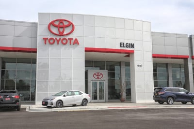 Elgin Toyota in Streamwood, IL 60107