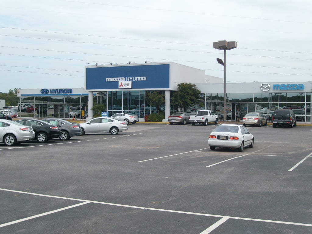 Gossett Hyundai Mitsubishi in Memphis, TN 38128