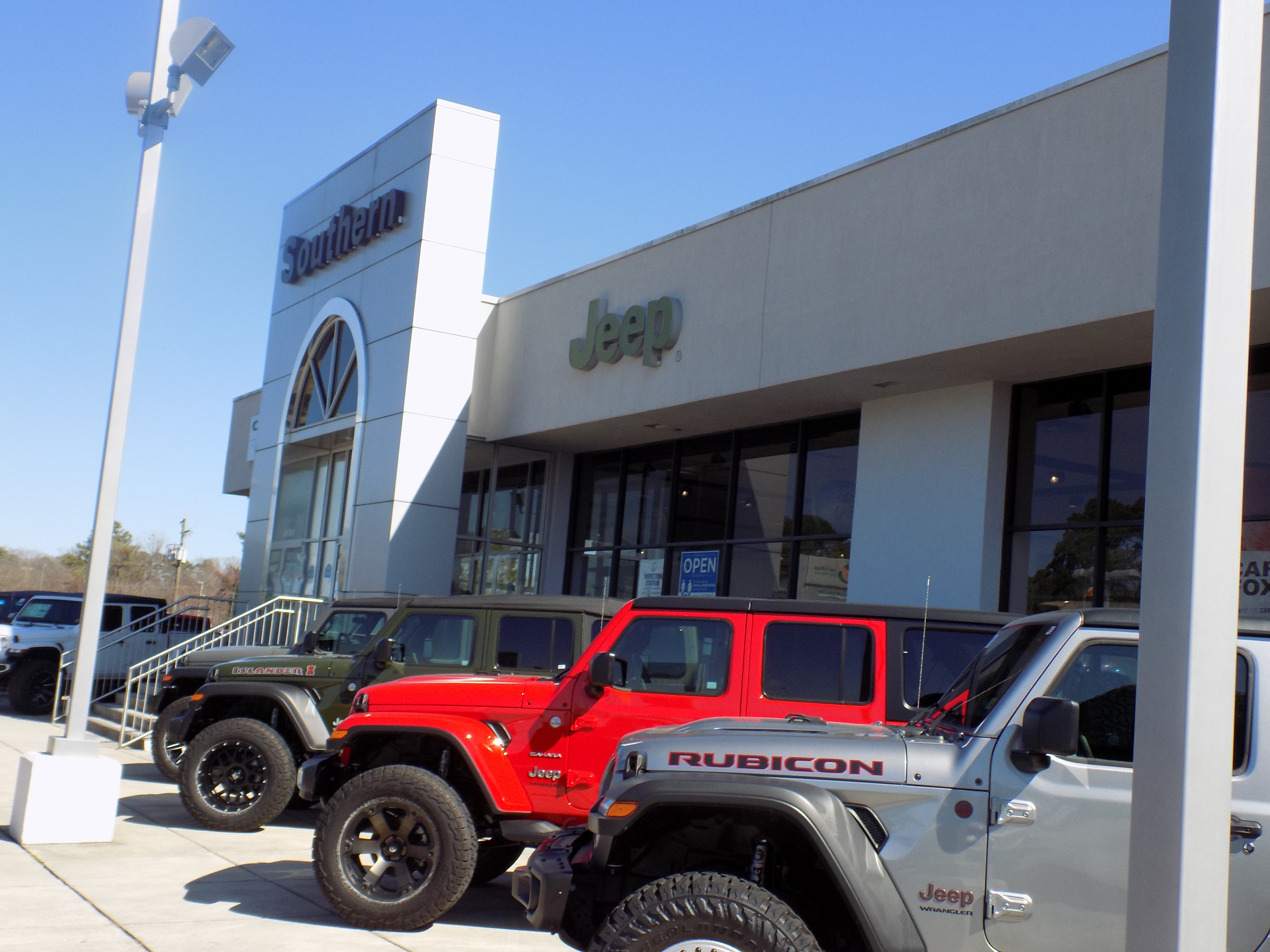 Southern Chrysler Dodge Jeep Ram Greenbrier in Chesapeake, VA 23320