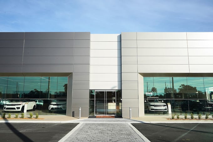 Dimmitt Land Rover in Clearwater, FL 33763