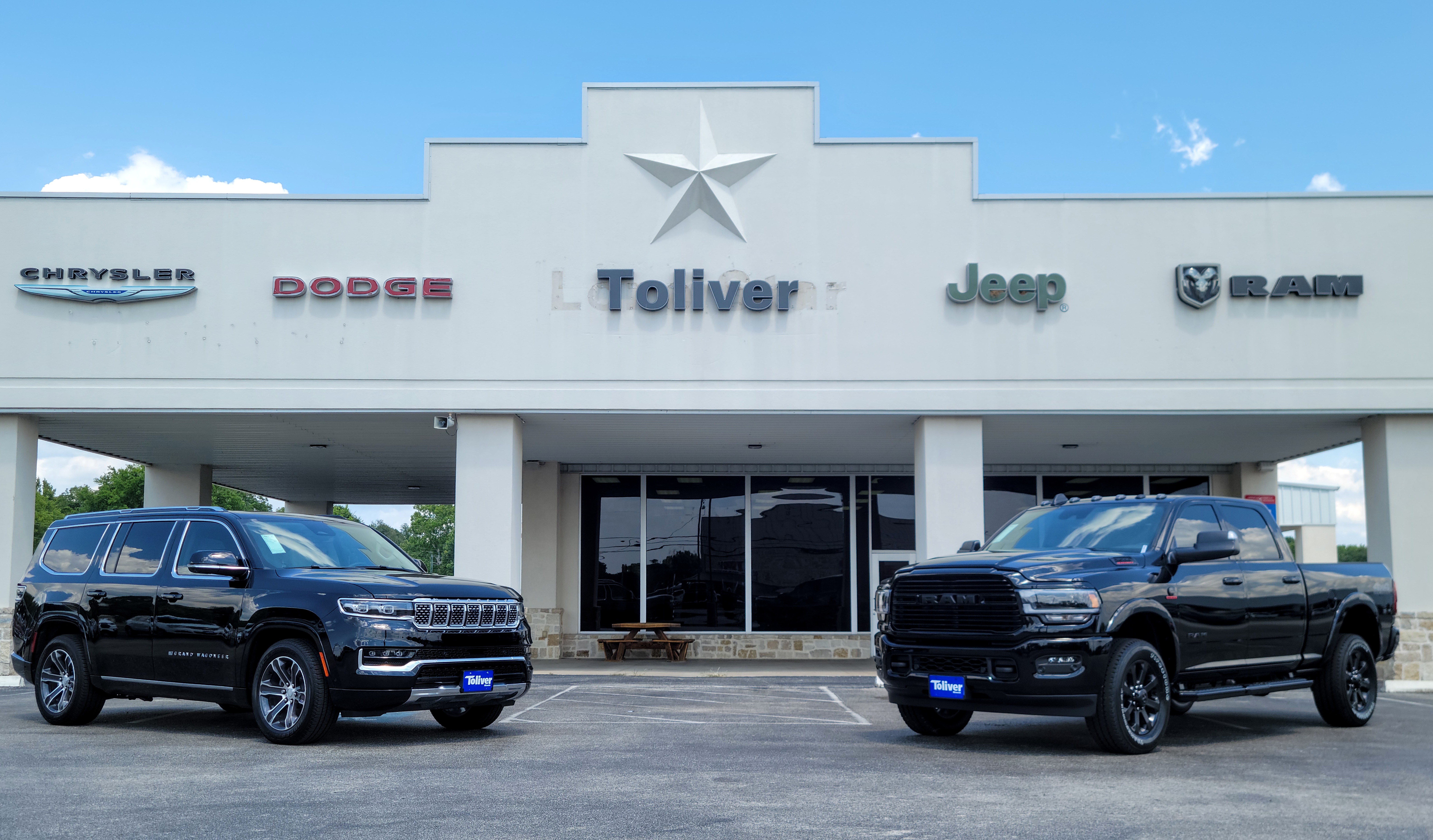 Toliver Chrysler Dodge Jeep Ram Mineola in Mineola, TX 75773