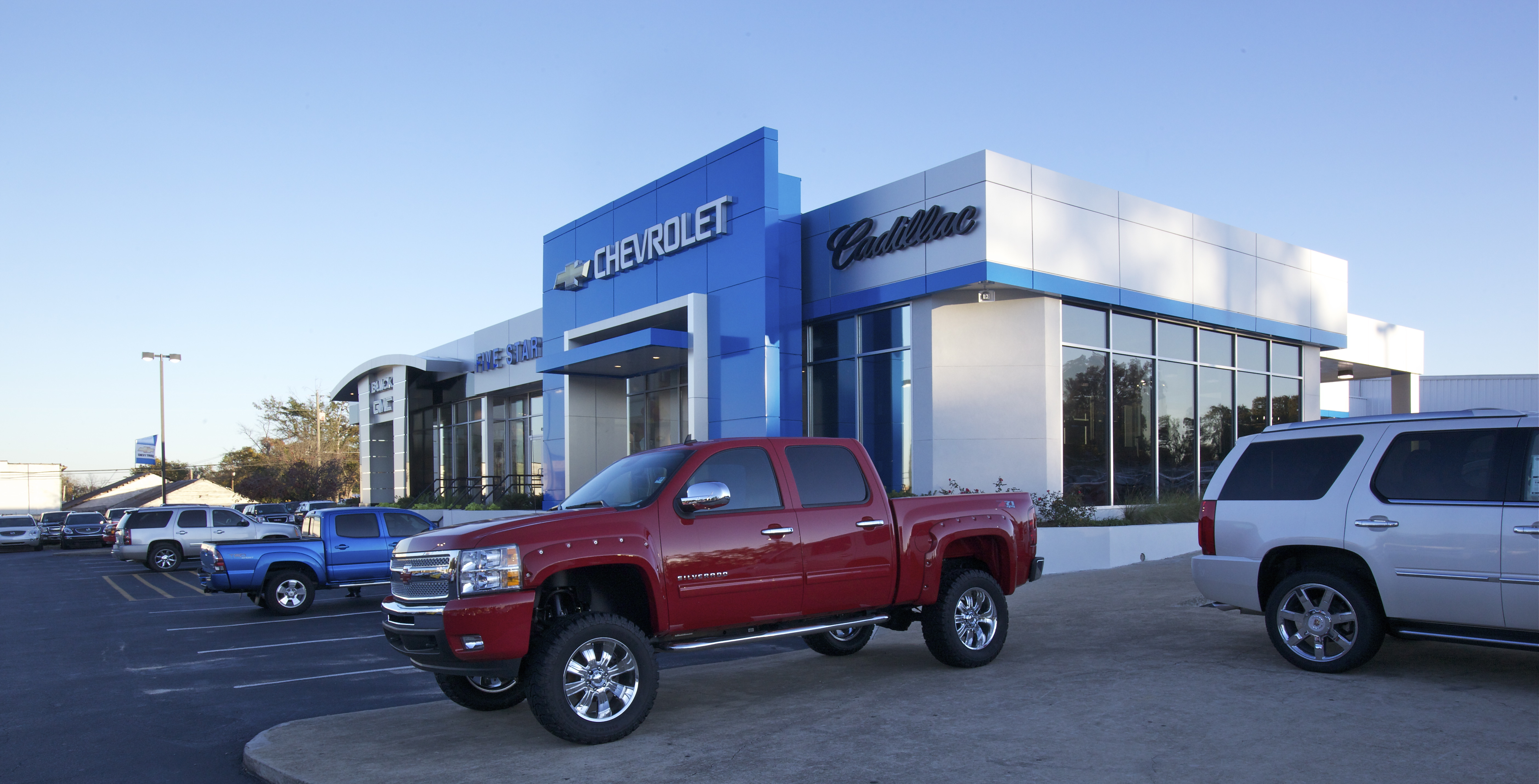Five Star Chevrolet Cadillac GMC in Warner Robins, GA 31093
